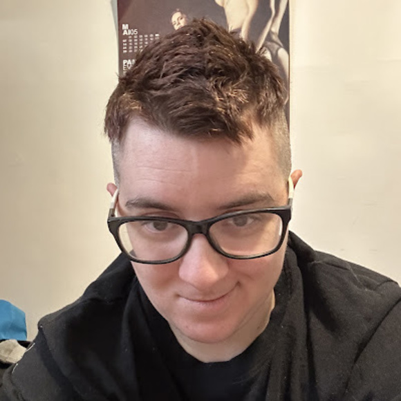 Meet your Posher, Justin - Picture 1 of 1